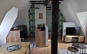 Charmant Appartement Refait A Neuf